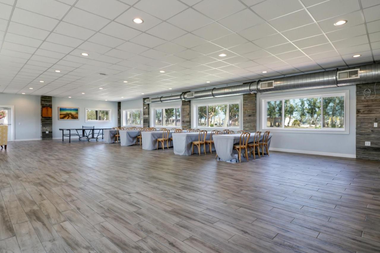 Fiesta Key Rv Resort Waterfront Cottage 36 Layton Kültér fotó